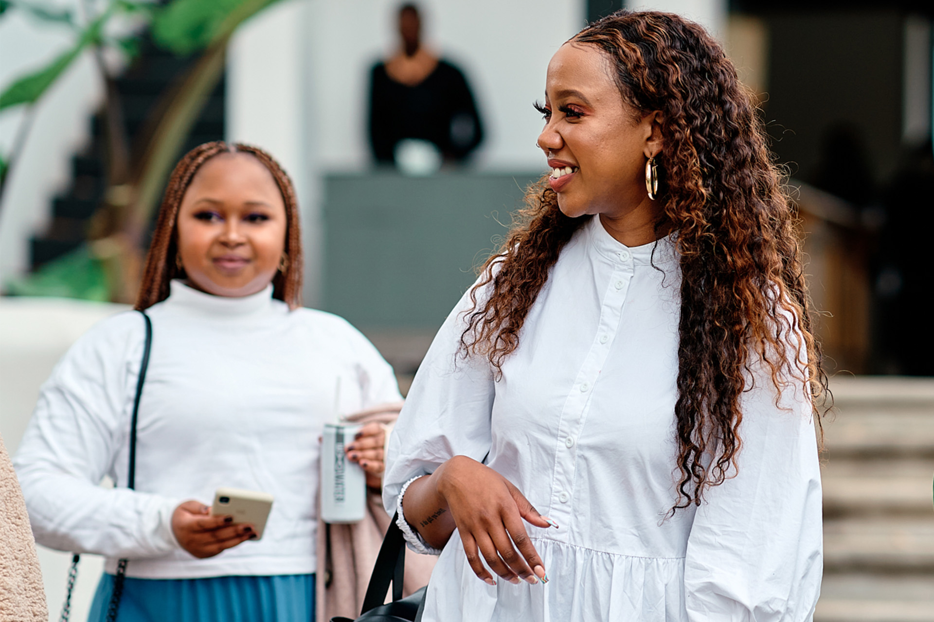 The team from Wine-ish visit Rhebokskloof estate in Paarl which is one of the best wine farms in the western Cape for families.